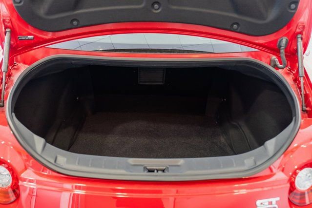 Used 2020 Nissan GT-R Premium w/ Premium Interior Package image 6