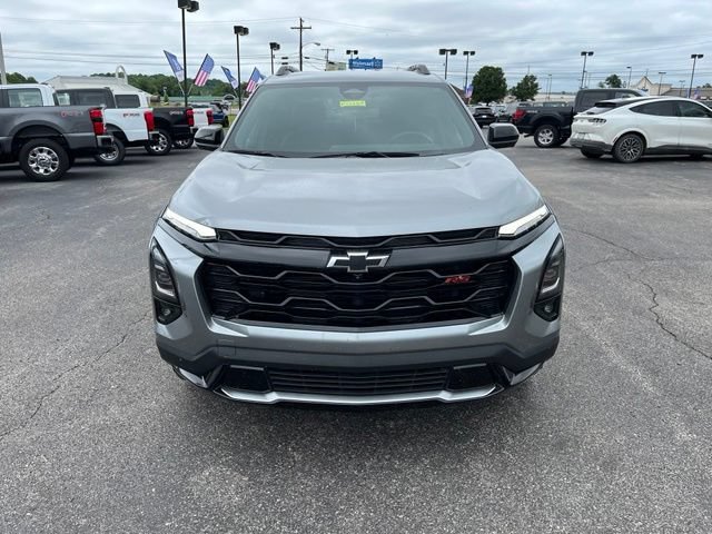 Used 2025 Chevrolet Equinox RS w/ Safety and Technology Package AWD/4WD image 2