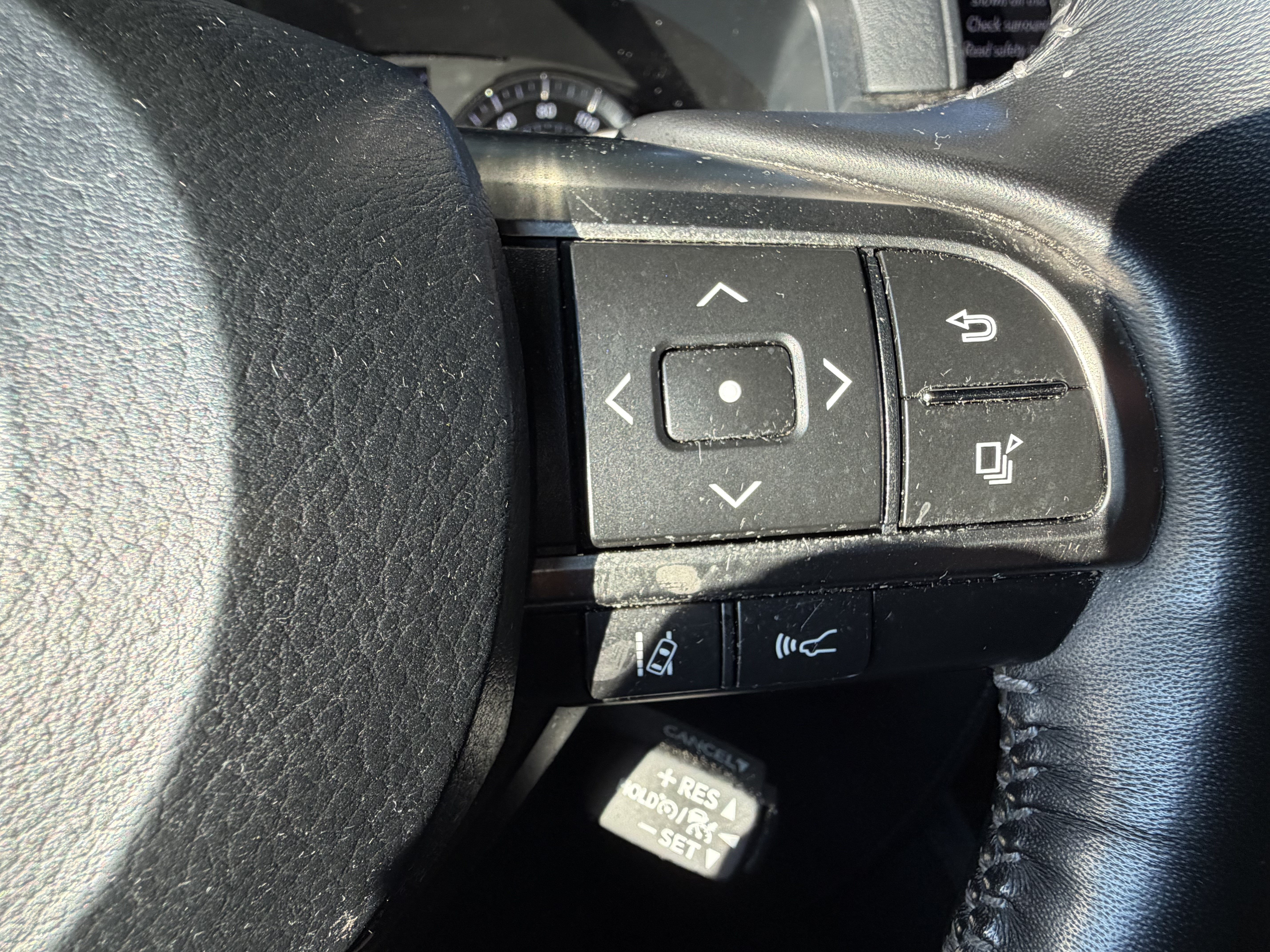 Used 2021 Lexus LX 570 4WD w/ Inspiration Series #2 image 20