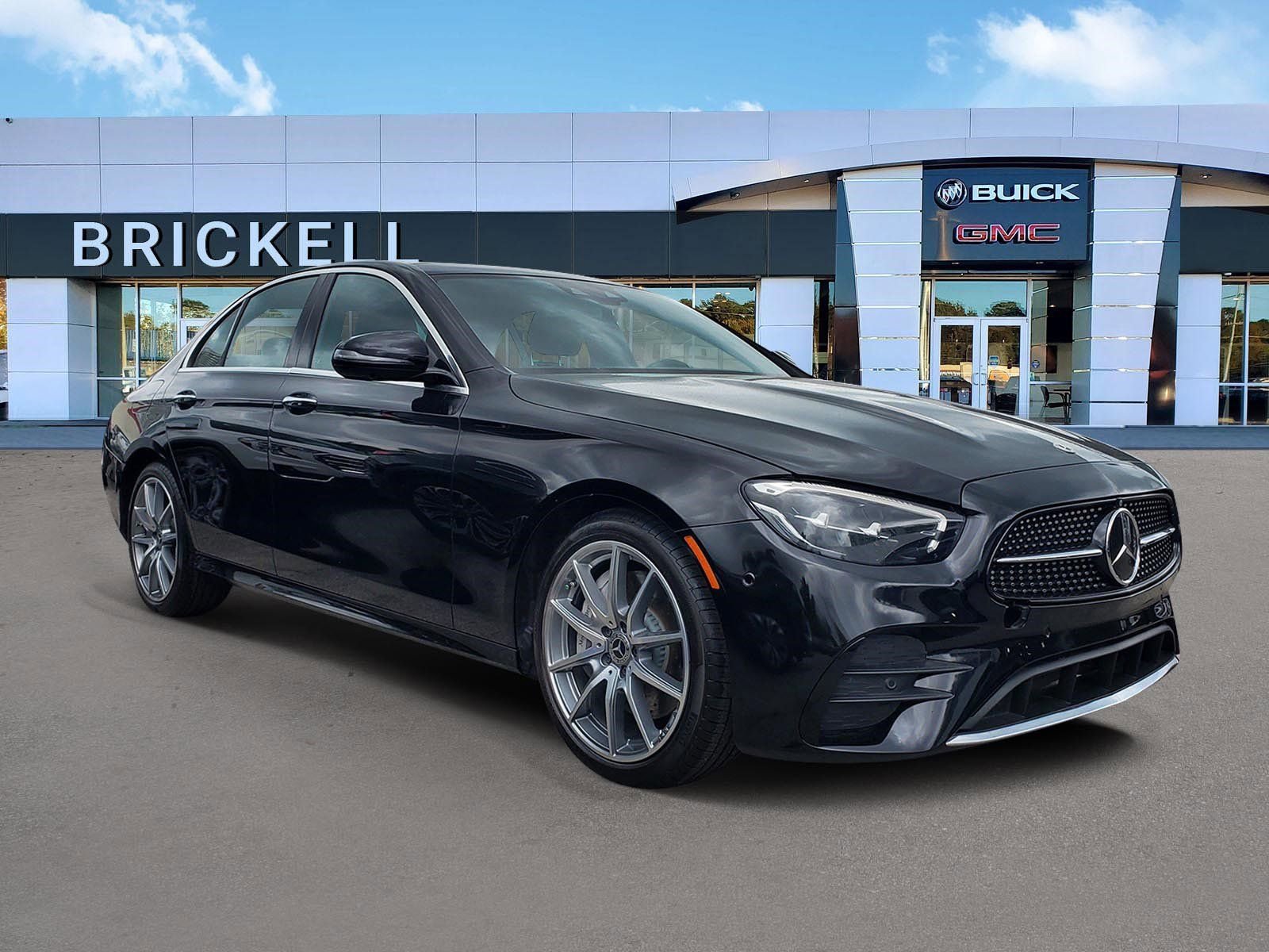 Used 2022 Mercedes-Benz E 350 Sedan image 2