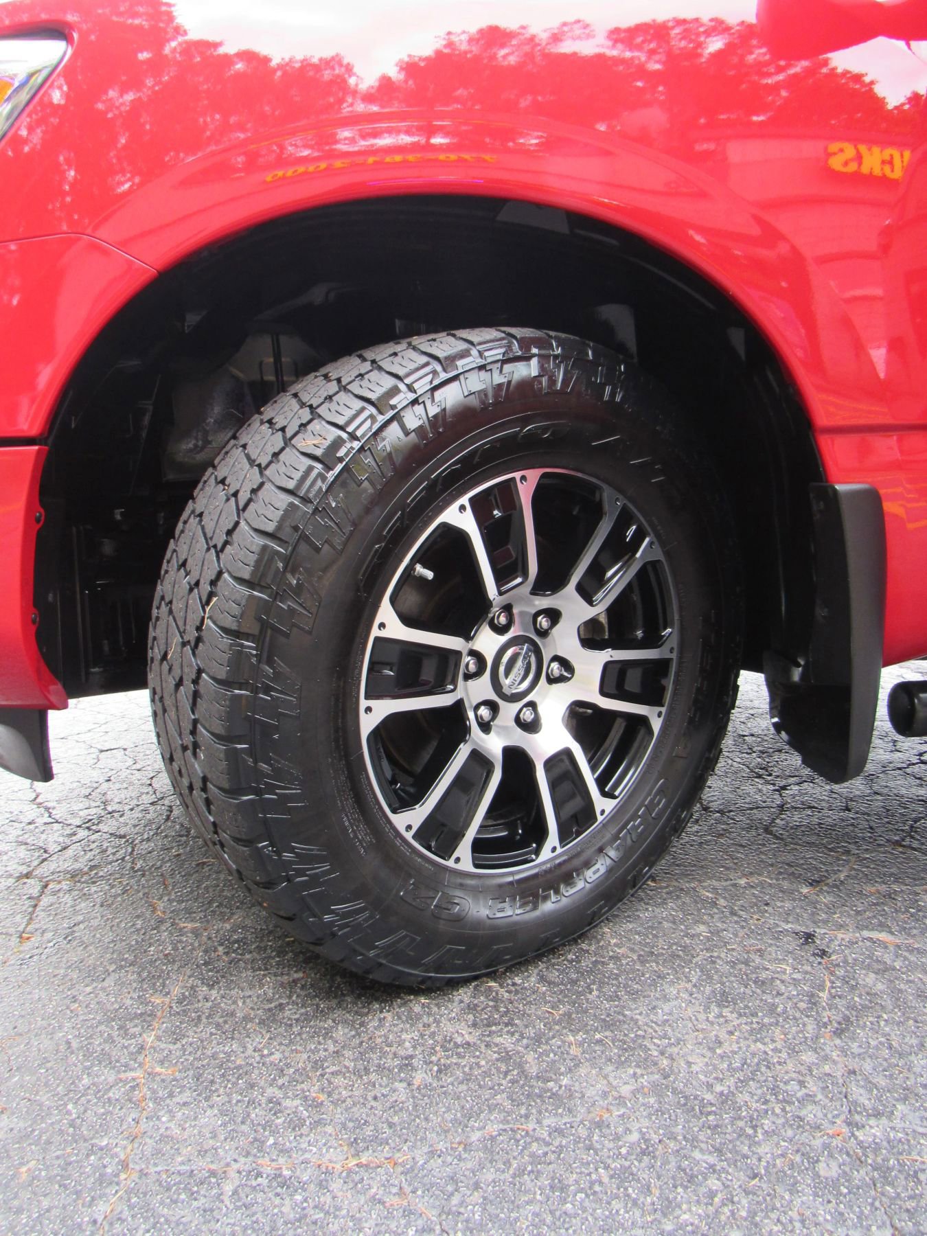 Used 2021 Nissan Titan SV w/ Accessory Utility Package RWD image 24
