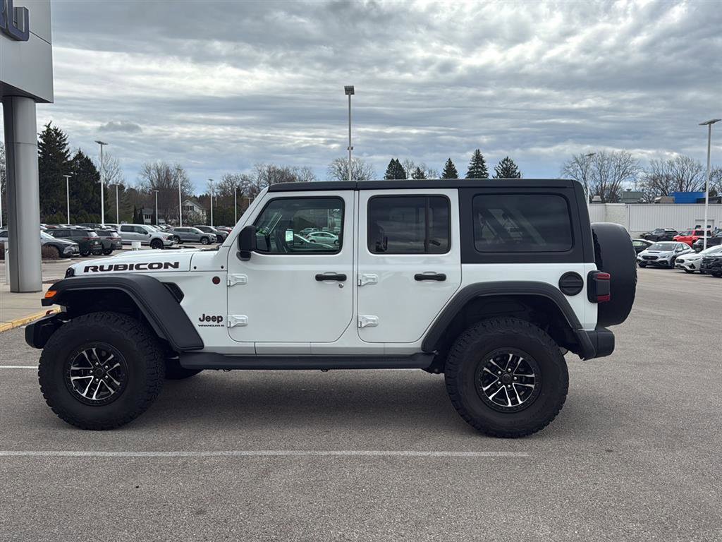Used 2024 Jeep Wrangler Unlimited Rubicon w/ XTREMEE 35" Tire Package AWD/4WD image 15