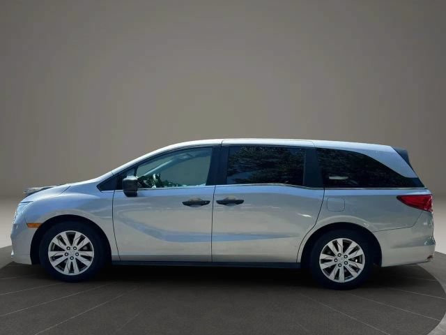 Used 2019 Honda Odyssey LX image 2
