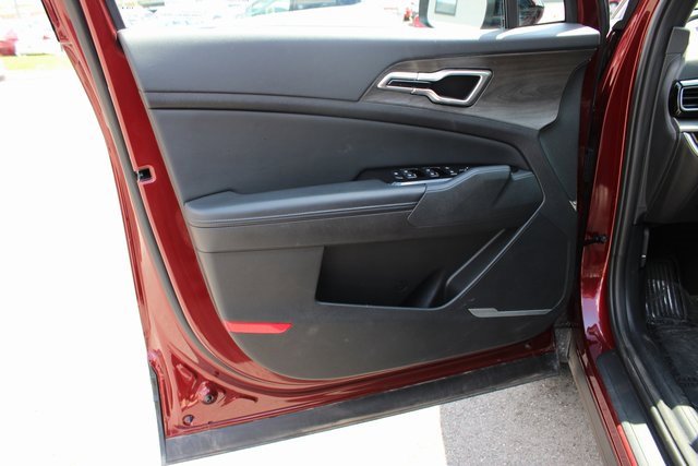 Used 2024 Kia Sportage X-Line w/ X-Line Premium Package image 9
