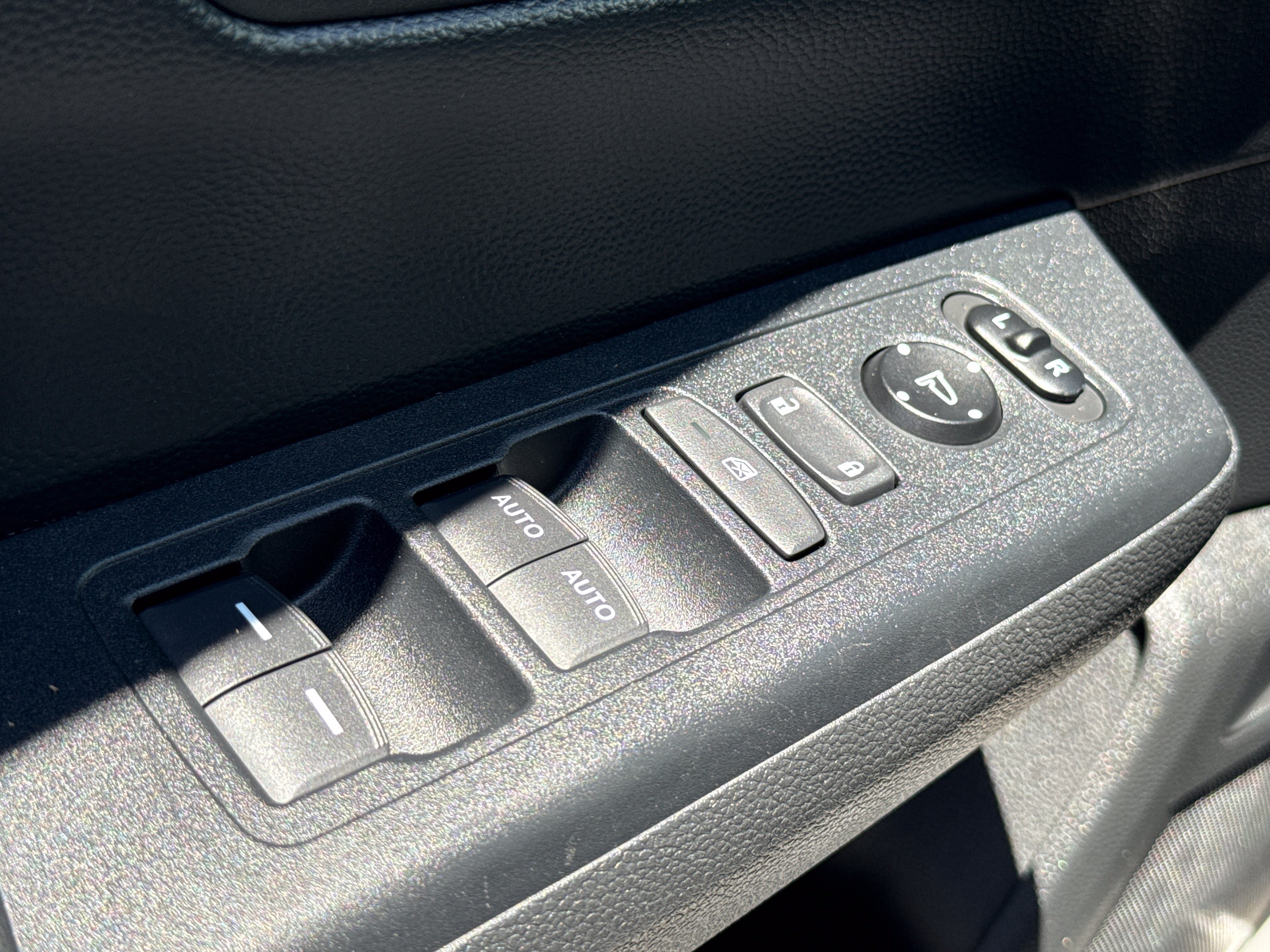 Certified 2024 Honda CR-V EX image 24