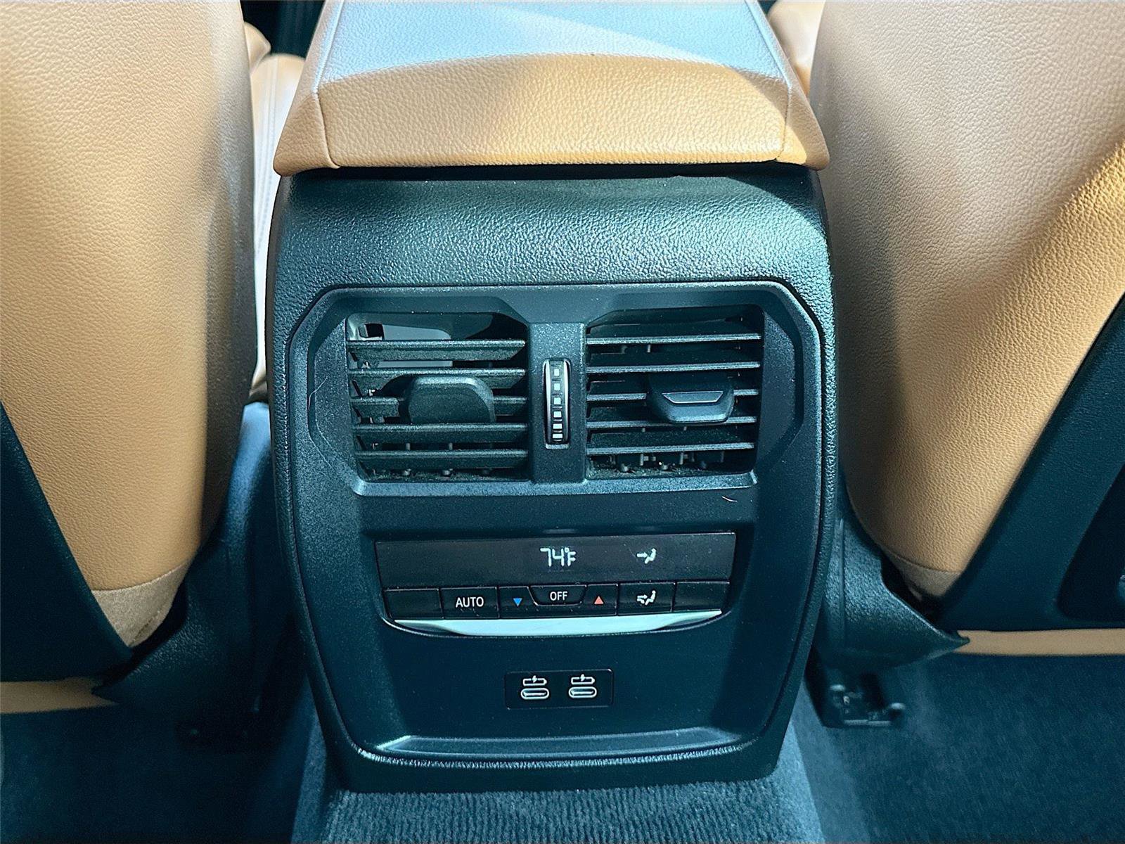 Used 2022 BMW 430i xDrive Coupe w/ Convenience Package image 26