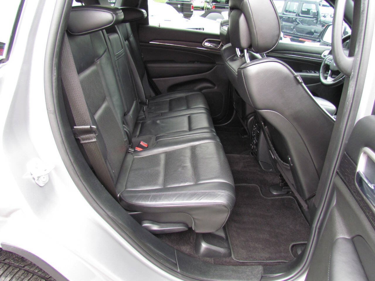 Used 2018 Jeep Grand Cherokee High Altitude AWD/4WD image 15