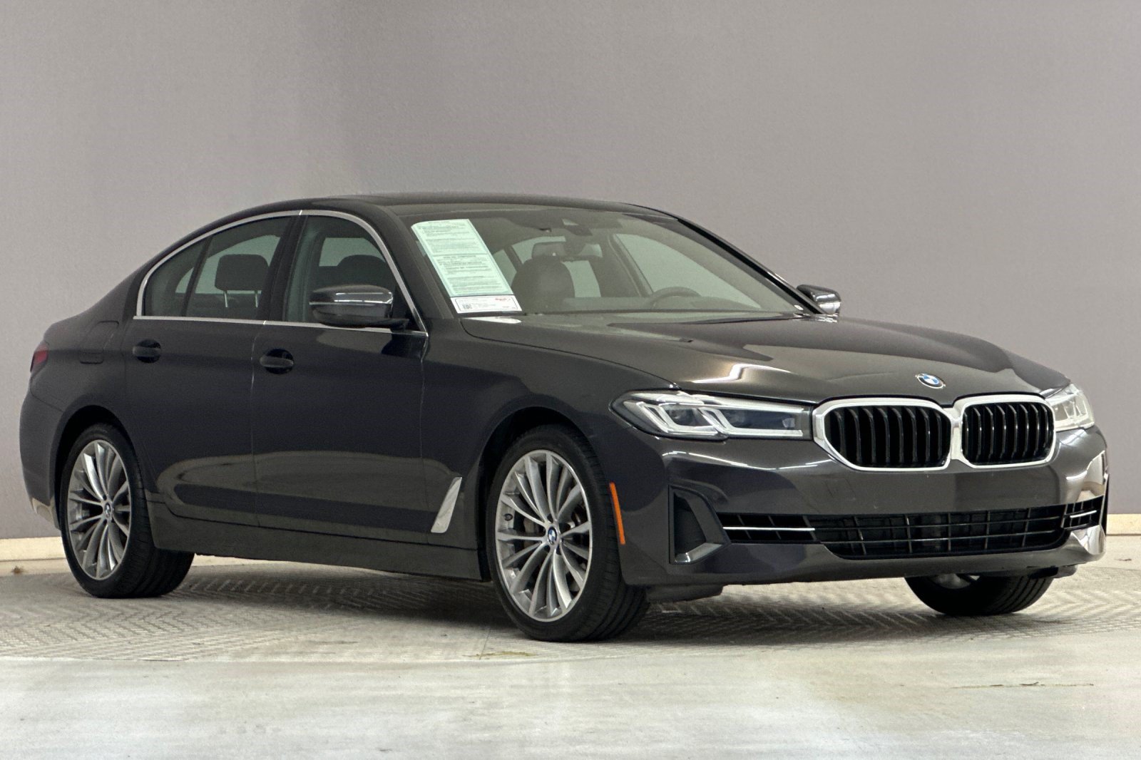 Certified 2023 BMW 540i w/ Premium Package RWD image 6