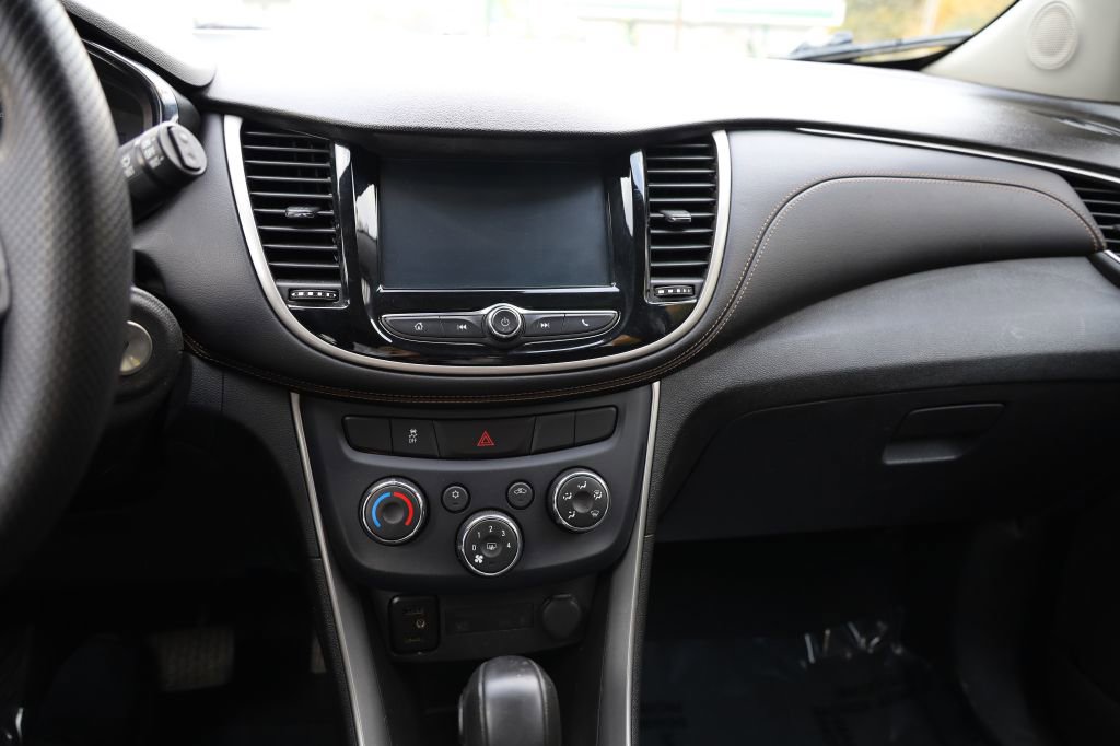 Used 2017 Chevrolet Trax LS image 23