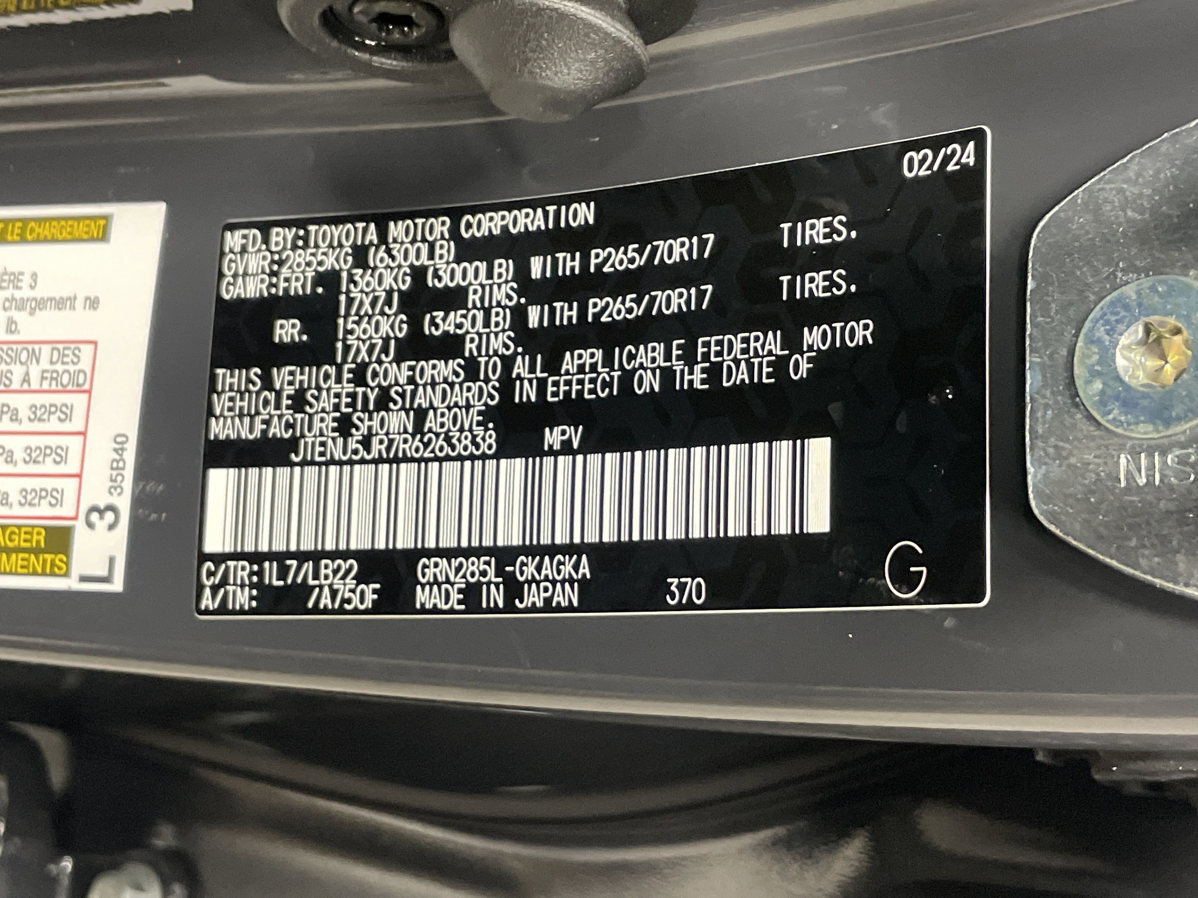 Certified 2024 Toyota 4Runner SR5 Premium image 35