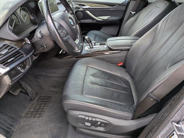 Used 2018 BMW X5 xDrive40e AWD/4WD image 17
