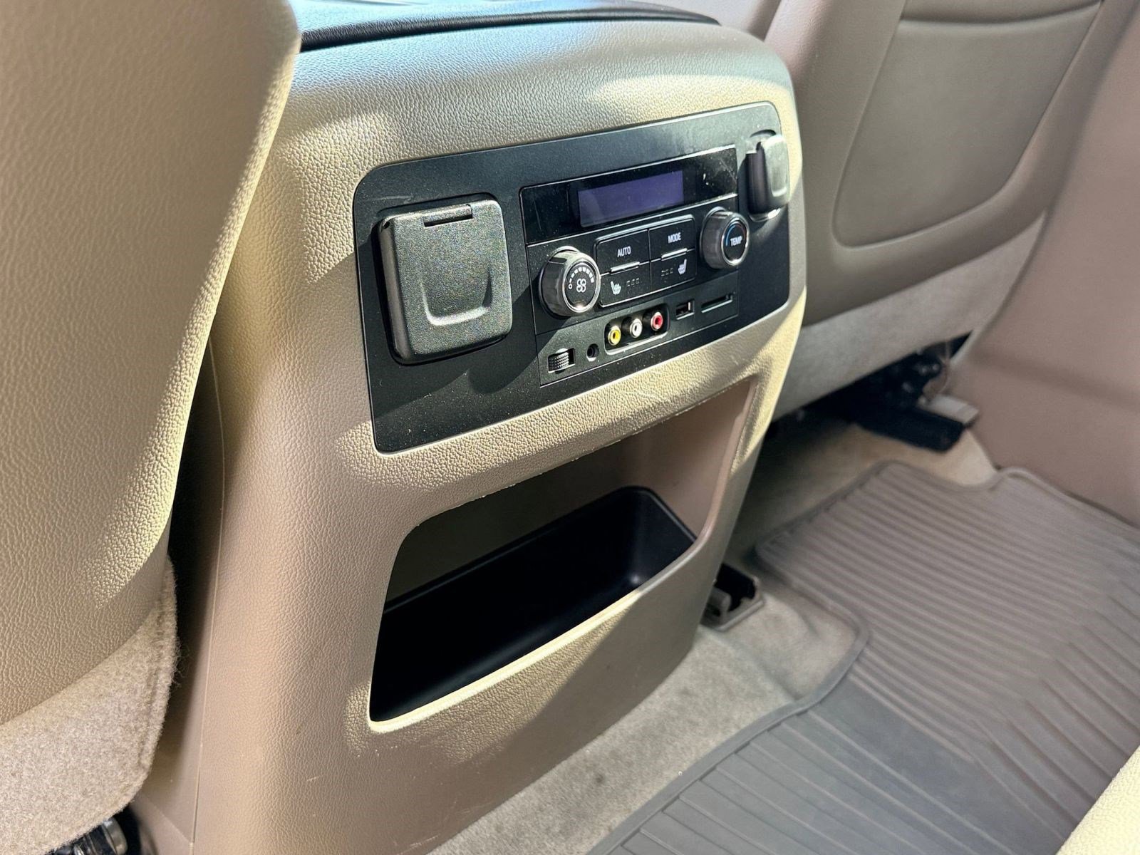 Used 2016 Chevrolet Tahoe LTZ image 25