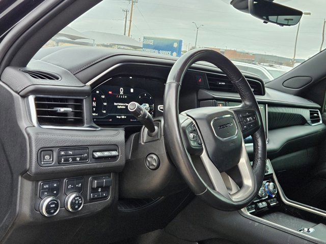 Used 2022 GMC Yukon Denali w/ Denali Ultimate Package image 11