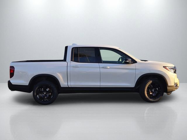 New 2026 Honda Ridgeline Black Edition image 4
