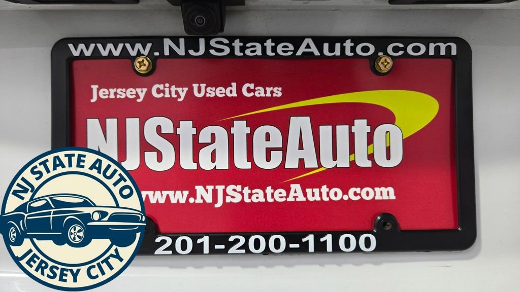 Used 2023 Chevrolet Malibu LS image 24