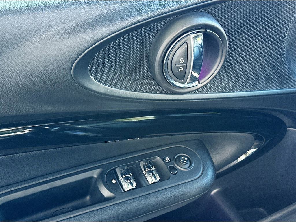 Used 2024 MINI Cooper Clubman S image 18