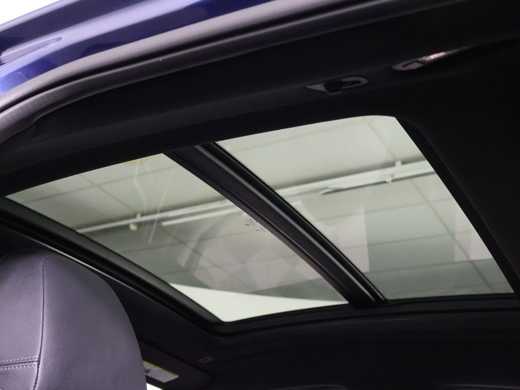 Used 2025 BMW X4 M40i w/ Premium Enhanced Package image 25