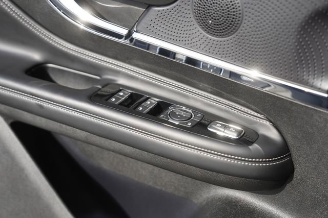 Used 2024 Lincoln Corsair FWD image 29