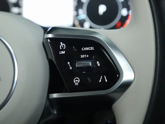 Certified 2025 Jaguar F-PACE R-Dynamic S image 24