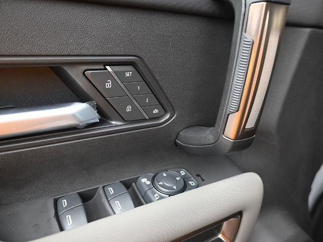 New 2025 GMC Hummer EV 3X image 11