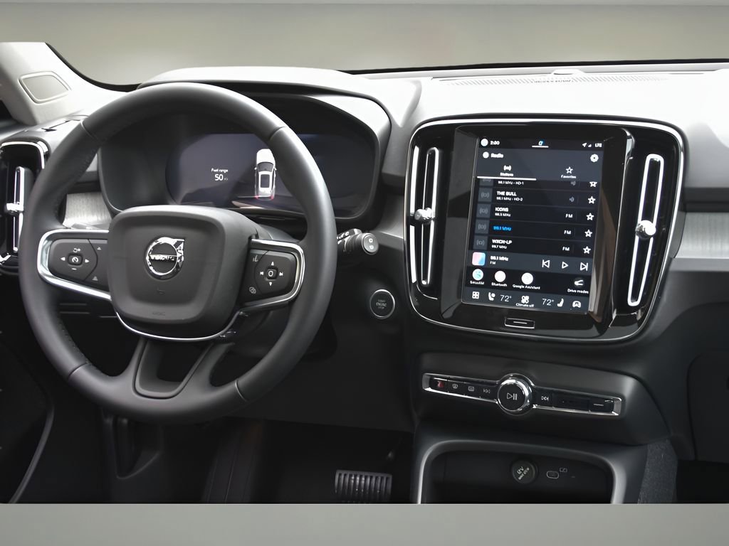 New 2026 Volvo XC40 B5 Plus w/ Protection Package Premier image 17