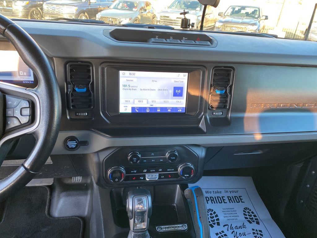 Used 2023 Ford Bronco Black Diamond image 19