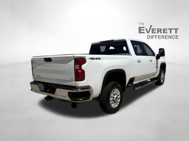 Used 2021 Chevrolet Silverado 2500 LT w/ Convenience Package AWD/4WD image 7