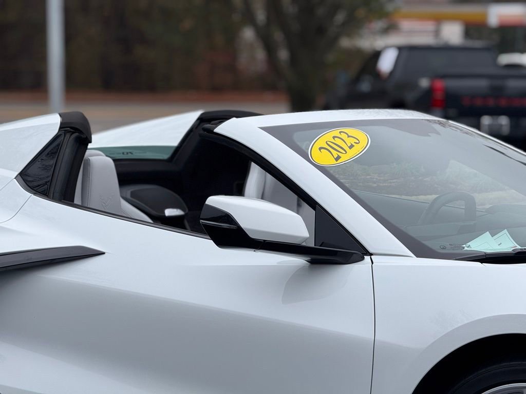 Used 2023 Chevrolet Corvette Stingray Convertible w/ Z51 Performance Package image 20