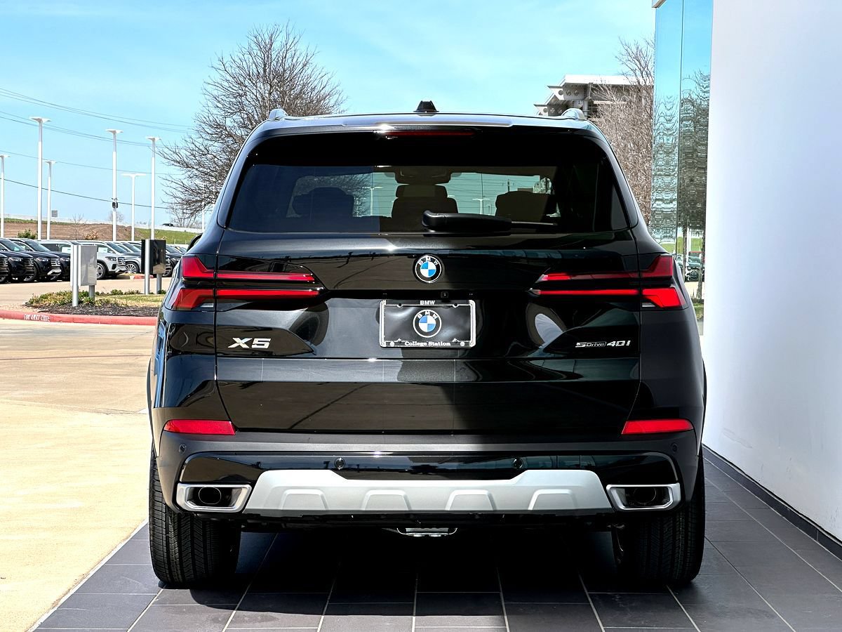 New 2026 BMW X5 sDrive40i w/ Premium Package RWD image 6