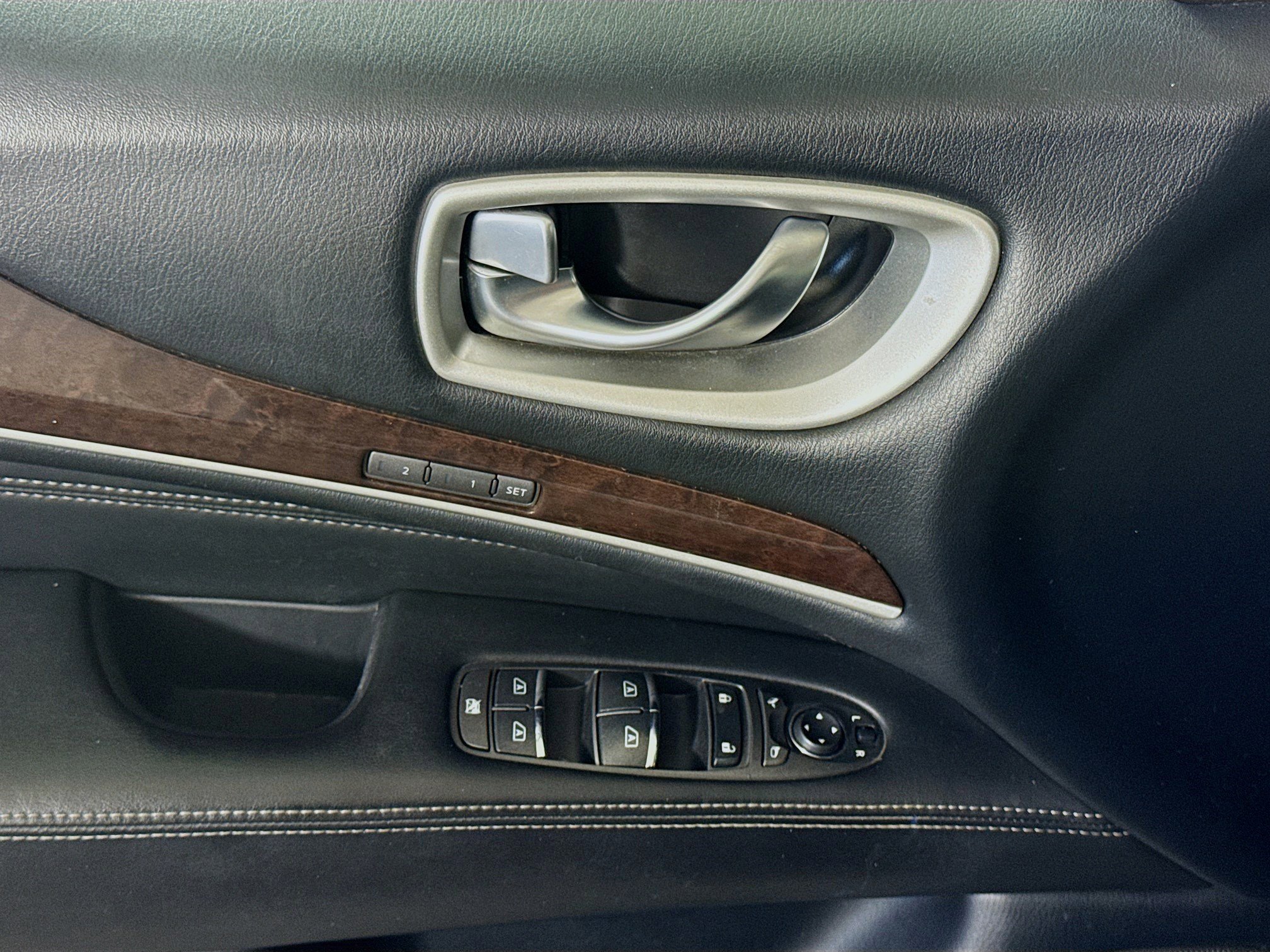 Used 2019 INFINITI QX60 Luxe w/ Sensory Package image 24