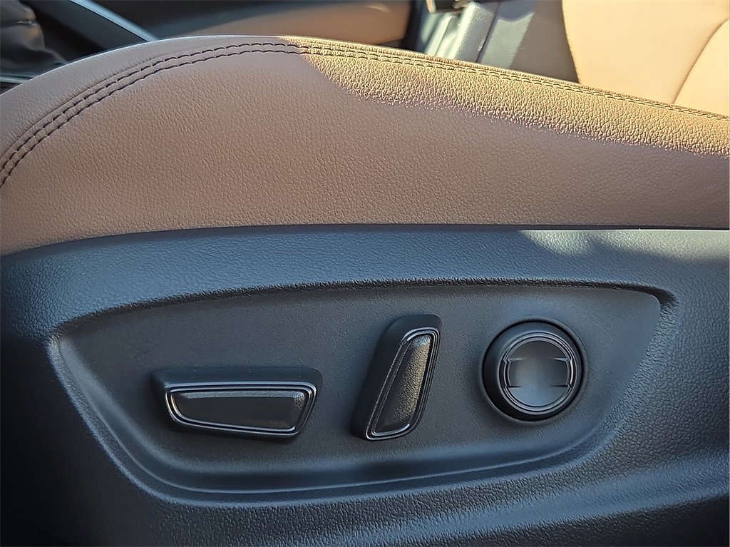 New 2026 Toyota Corolla Cross XLE image 19