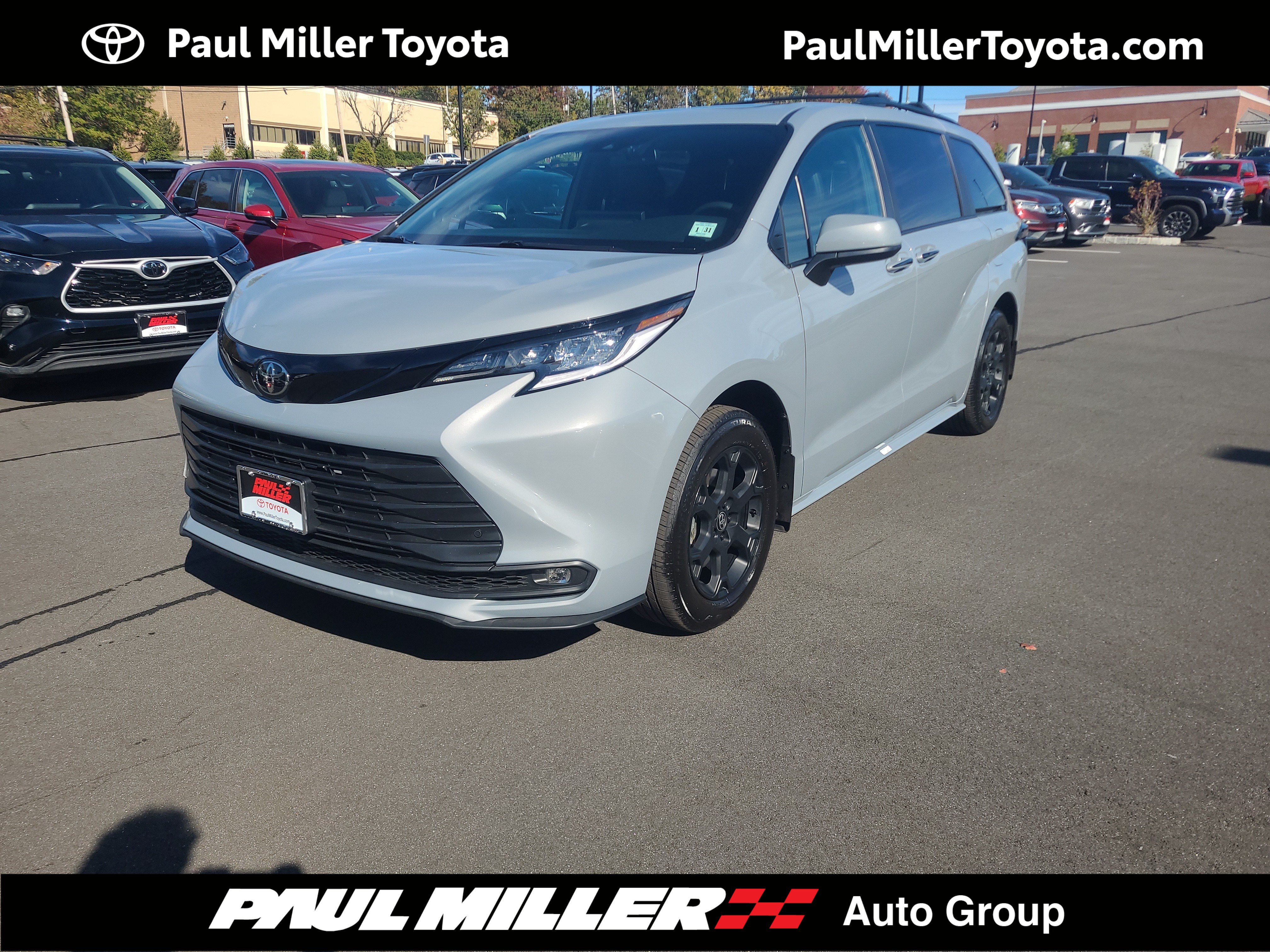 Used 2026 Toyota Sienna XLE Woodland Edition AWD/4WD 360° Tour