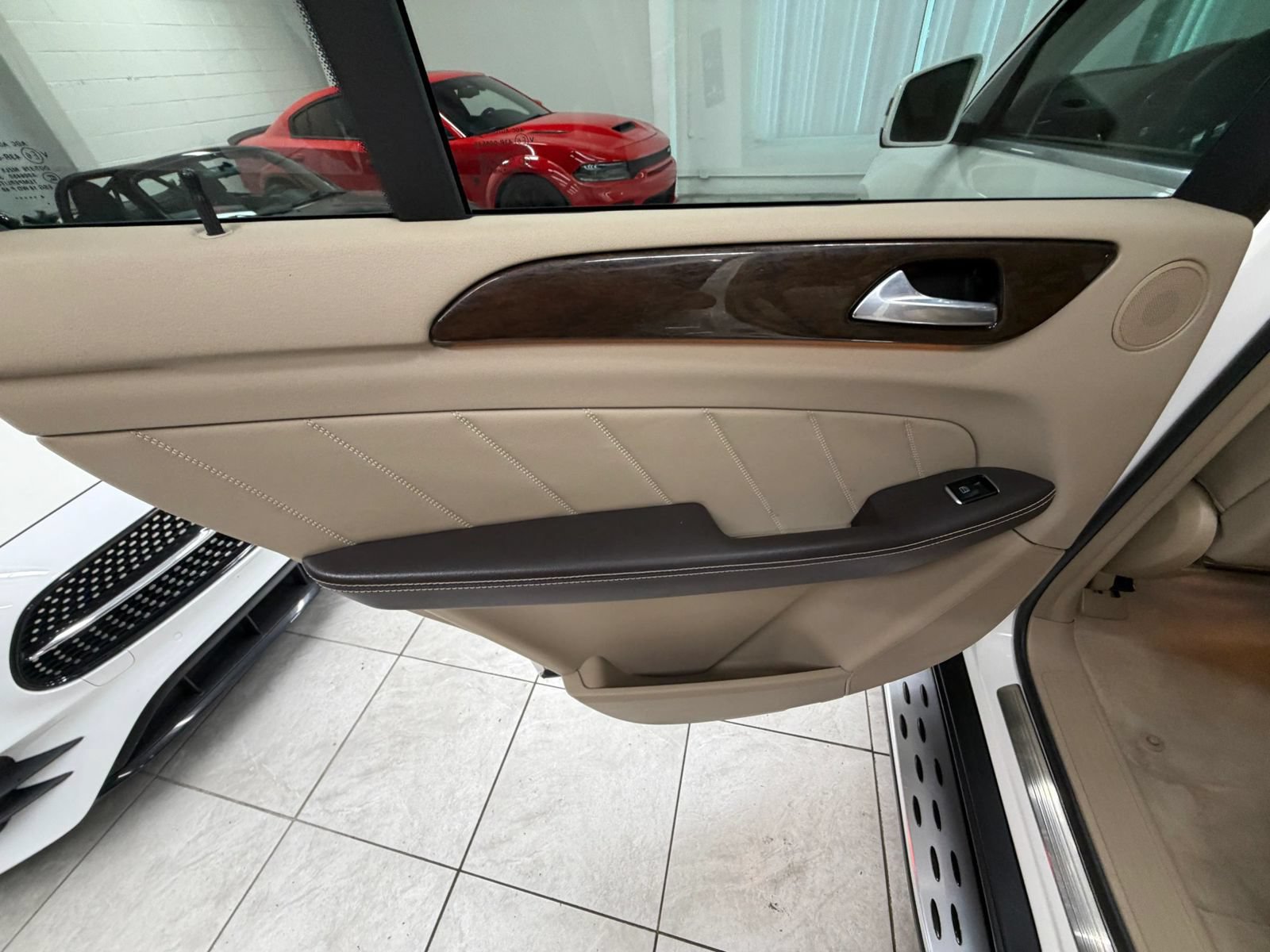 Used 2015 Mercedes-Benz GL 450 4MATIC w/ Lane Tracking Package image 15