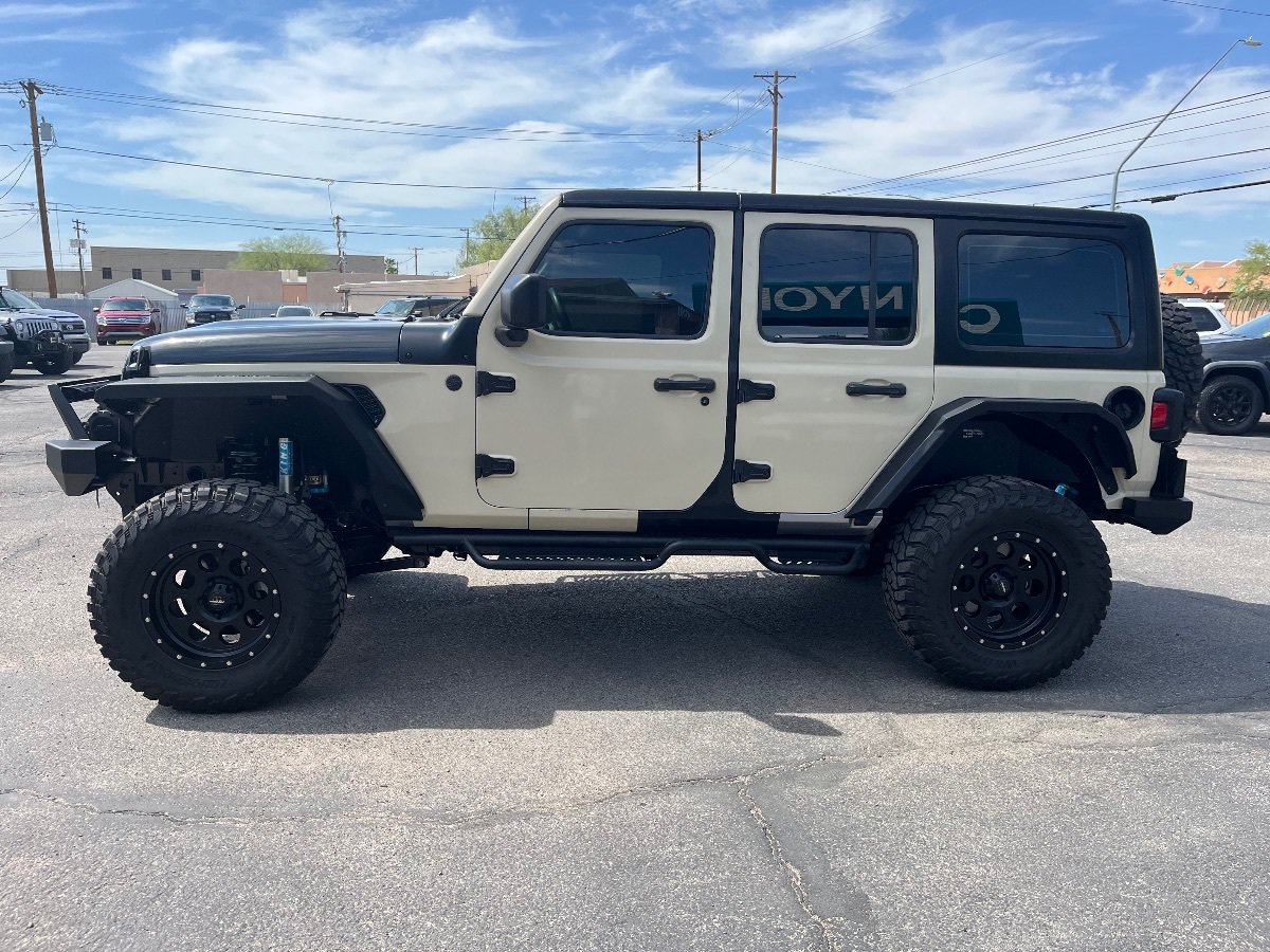 Used 2018 Jeep Wrangler Unlimited Sport AWD/4WD image 9
