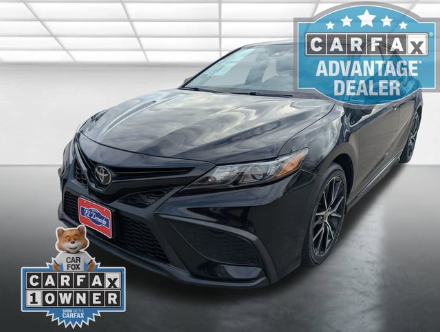 Used 2024 Toyota Camry SE image 23