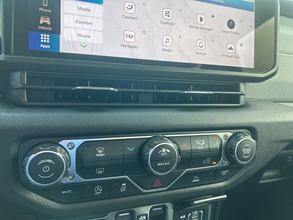 New 2026 Jeep Wrangler Sport image 40