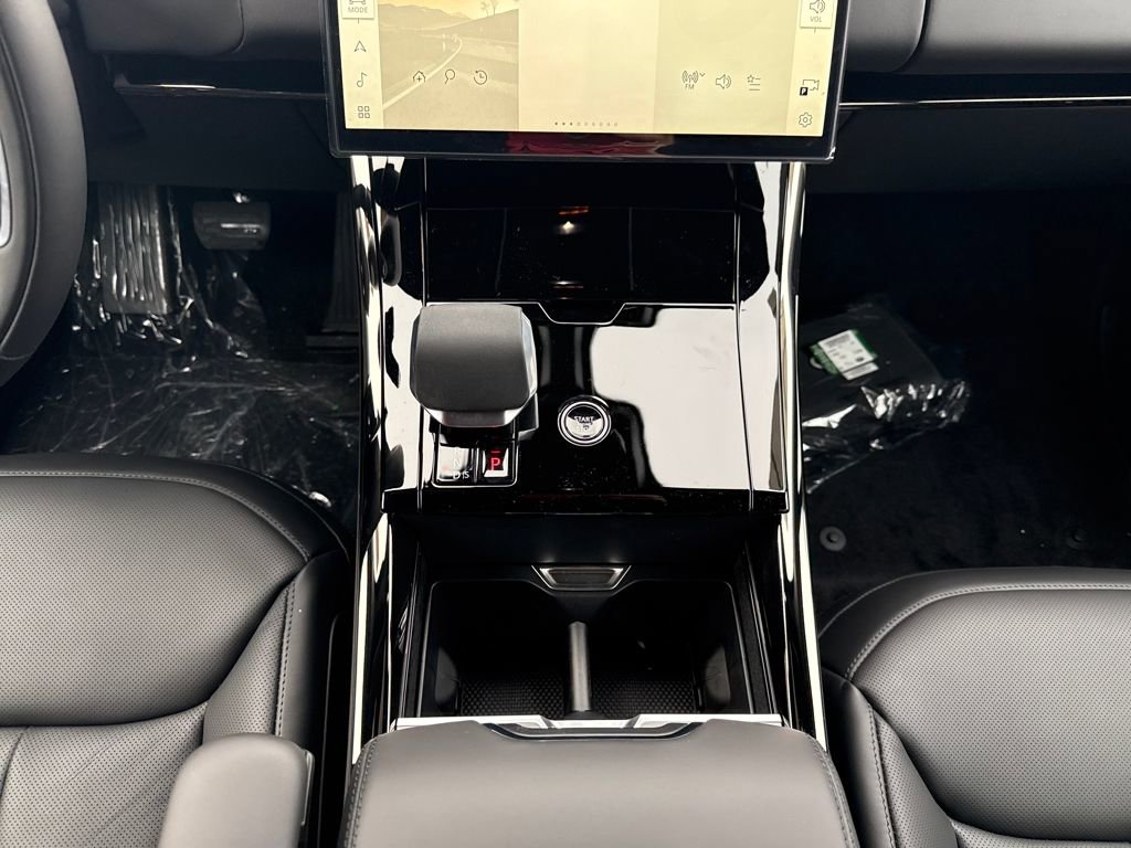 New 2026 Land Rover Range Rover Sport SE image 23