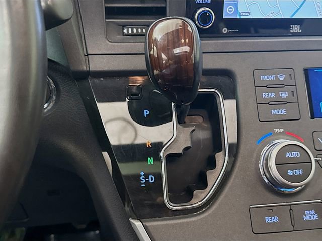 Used 2020 Toyota Sienna Limited Premium AWD/4WD image 19