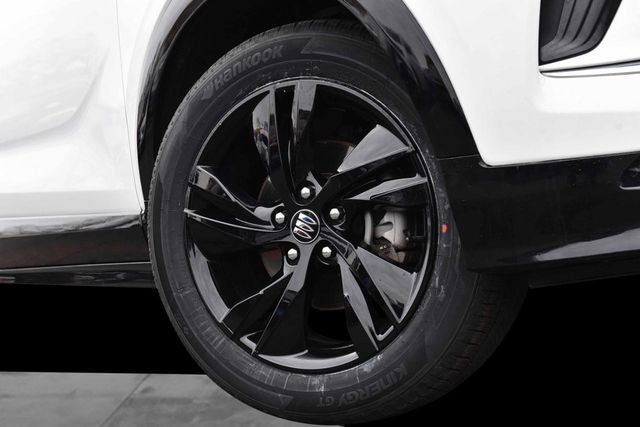 Used 2024 Buick Encore GX Sport Touring image 3