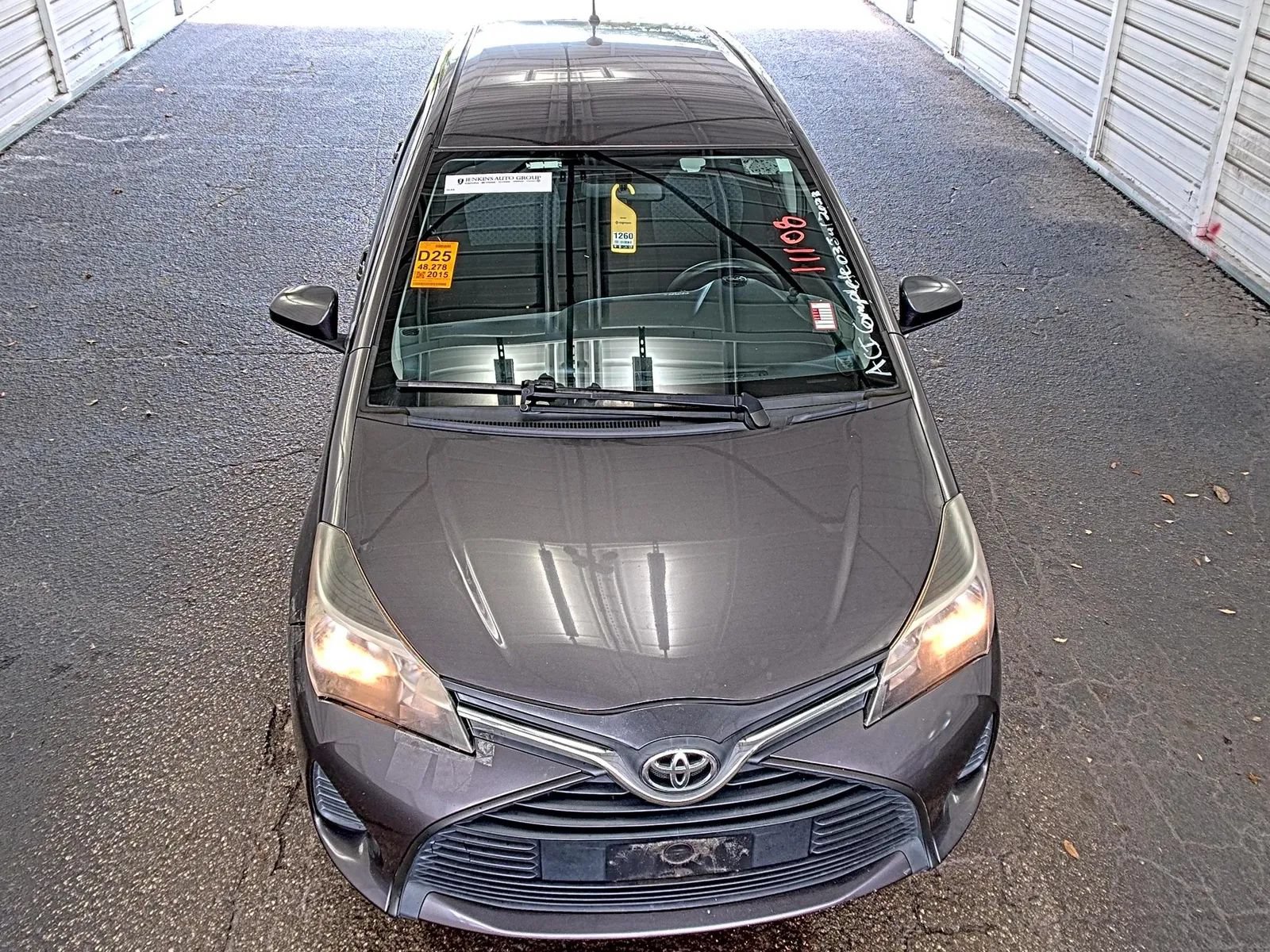 Used 2015 Toyota Yaris L FWD image 3