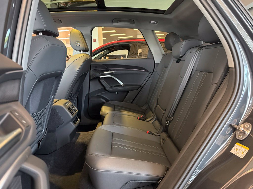 New 2026 Audi Q5 2.0T AWD/4WD image 11