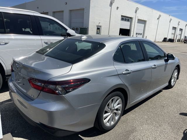 Used 2024 Toyota Camry LE FWD image 8
