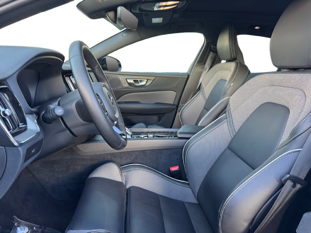 Certified 2024 Volvo S60 B5 Plus w/ Climate Package AWD/4WD image 13