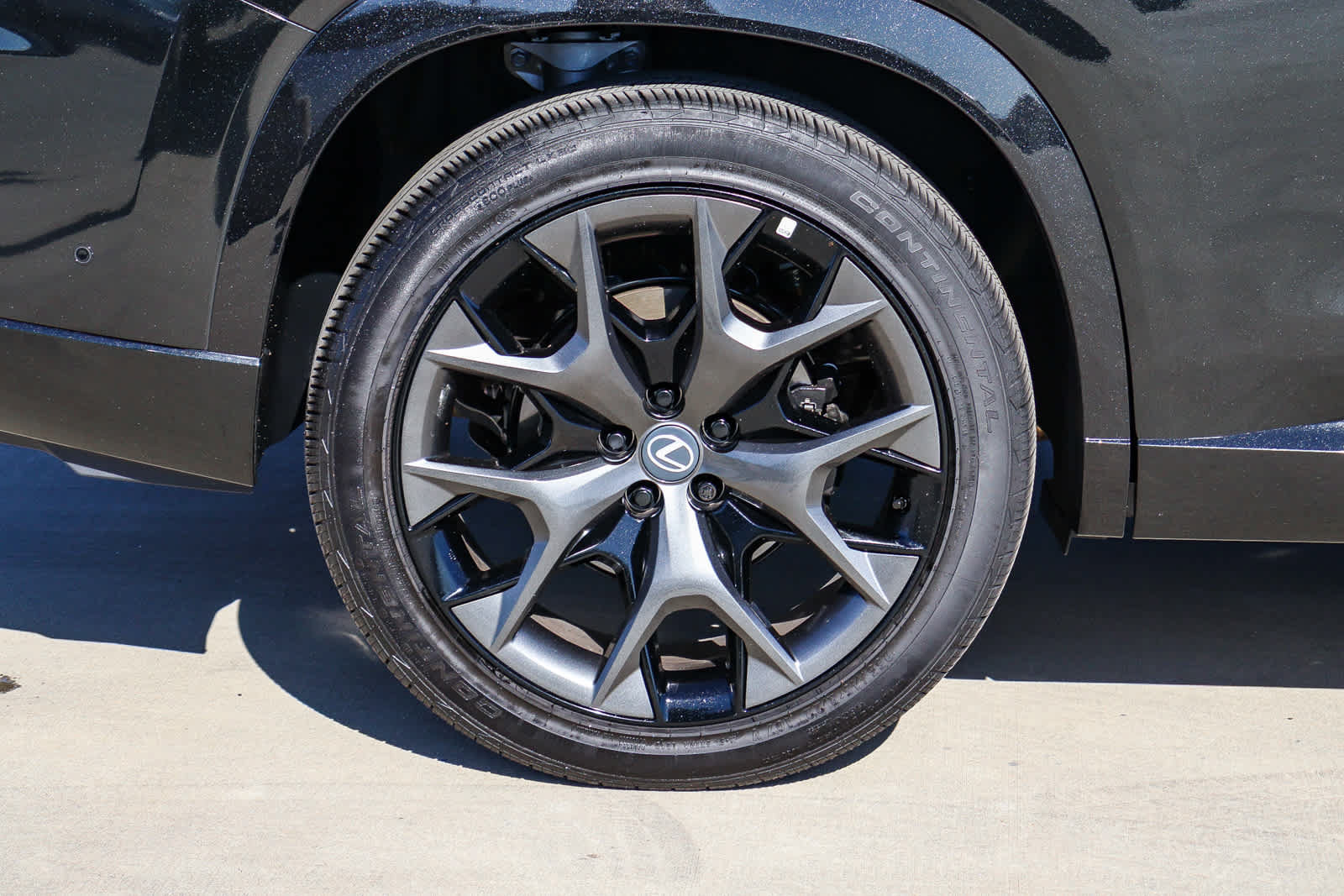 Certified 2026 Lexus TX 500h AWD w/ Technology Package image 9