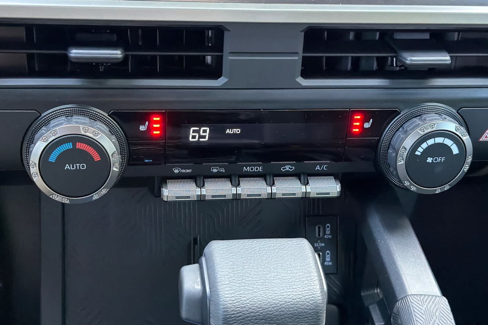Used 2025 Toyota Tacoma TRD Off-Road AWD/4WD image 20