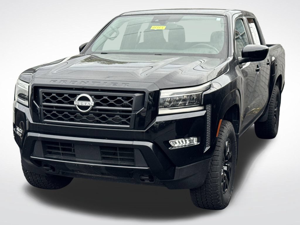 Used 2023 Nissan Frontier SV w/ Midnight Edition Package AWD/4WD image 6