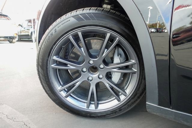 Used 2025 Tesla Model Y Long Range image 10