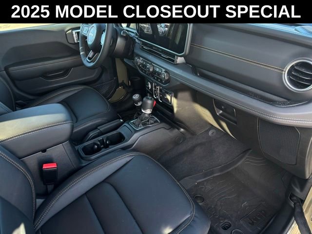 New 2025 Jeep Gladiator High Tide image 24