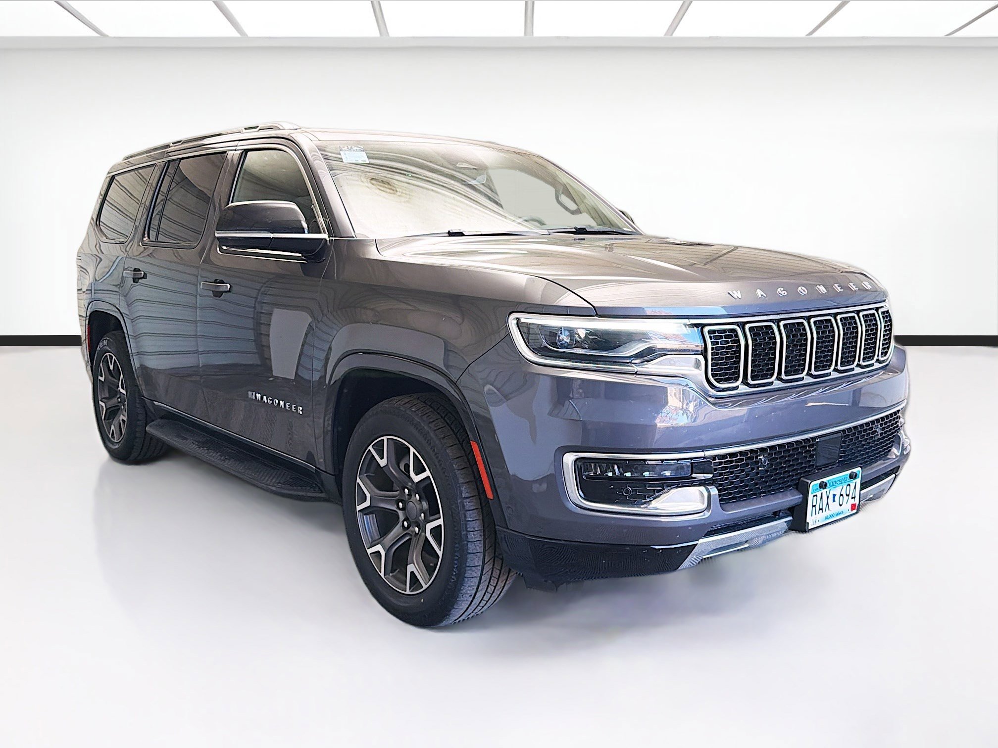 Used 2024 Jeep Wagoneer Series III image 3