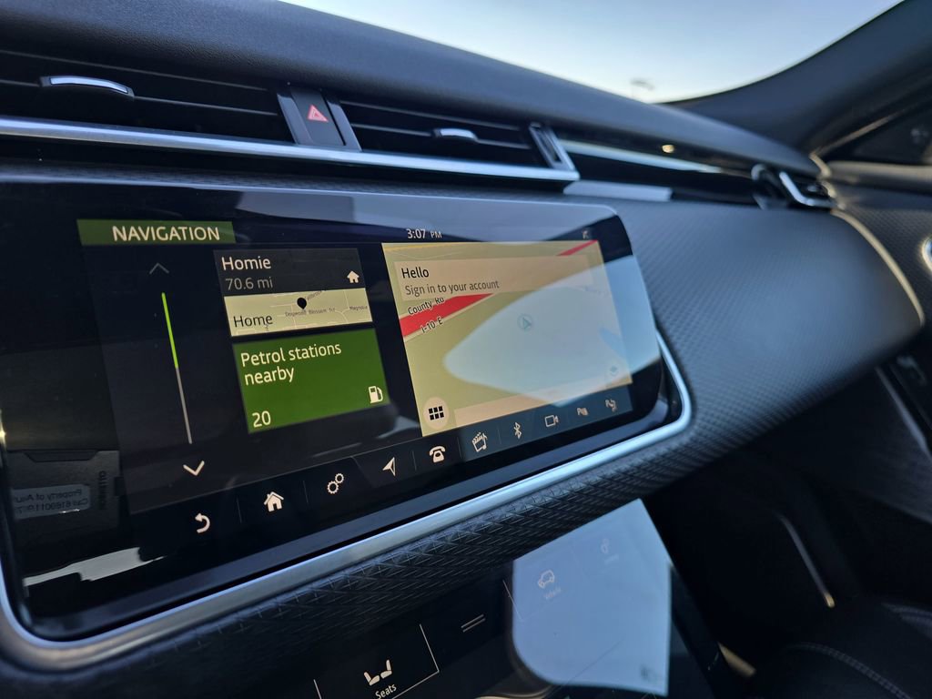 Used 2019 Land Rover Range Rover Velar R-Dynamic SE image 22